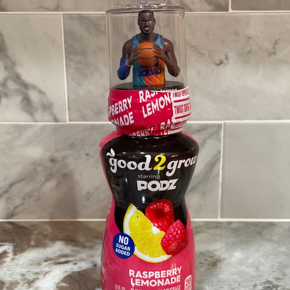 HTF GOOD 2 GROW PODZ BOTTLE TOPPER LEBRON JAMES LOONEY TOONS SPACE JAM JUICE NEW